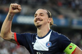 莱万多夫斯基重返赛场，重返赛场首场状态出色，尤文图斯观众沸腾！引发球迷热议-欧亿体育