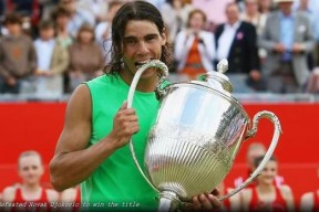 纳达尔连续十二场比赛得分超过关键助攻，MAD挑战极限！-欧亿体育官方网站